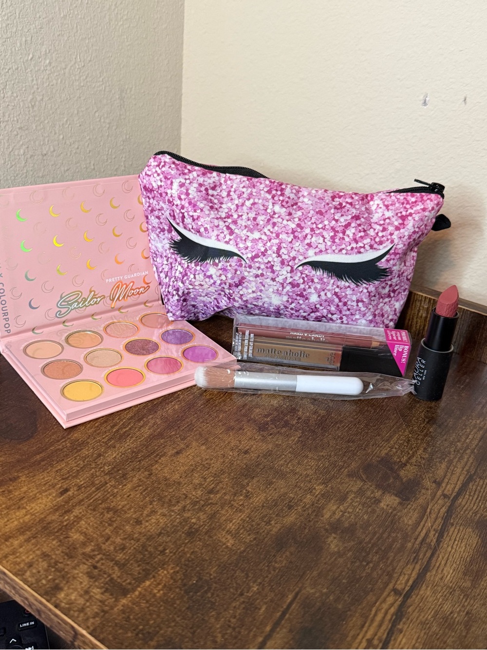 Pink Glitter Eyelash Makeup Bag with Palette and Lipstick
